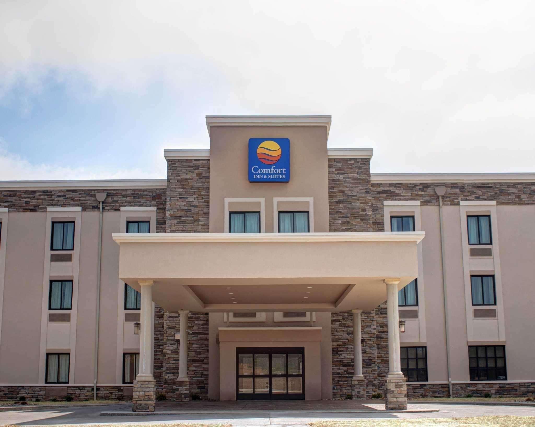 Comfort Inn & Suites Caldwell Esterno foto